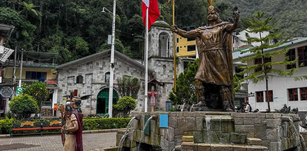 aguas calientes entrada machu picchu
